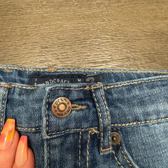 Lucky Brand Girls Denim Distressed Riley Short Size 3T - Picture 2 of 5